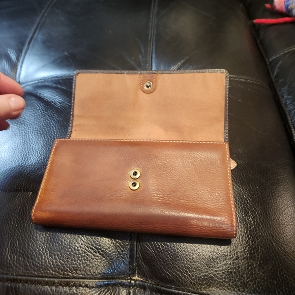 Florida Fighting Gators University of Florida ~The Swamp~ U of F Fossil wallet - Picture 11 of 12